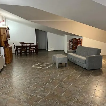 Open Space Apartment Carrao